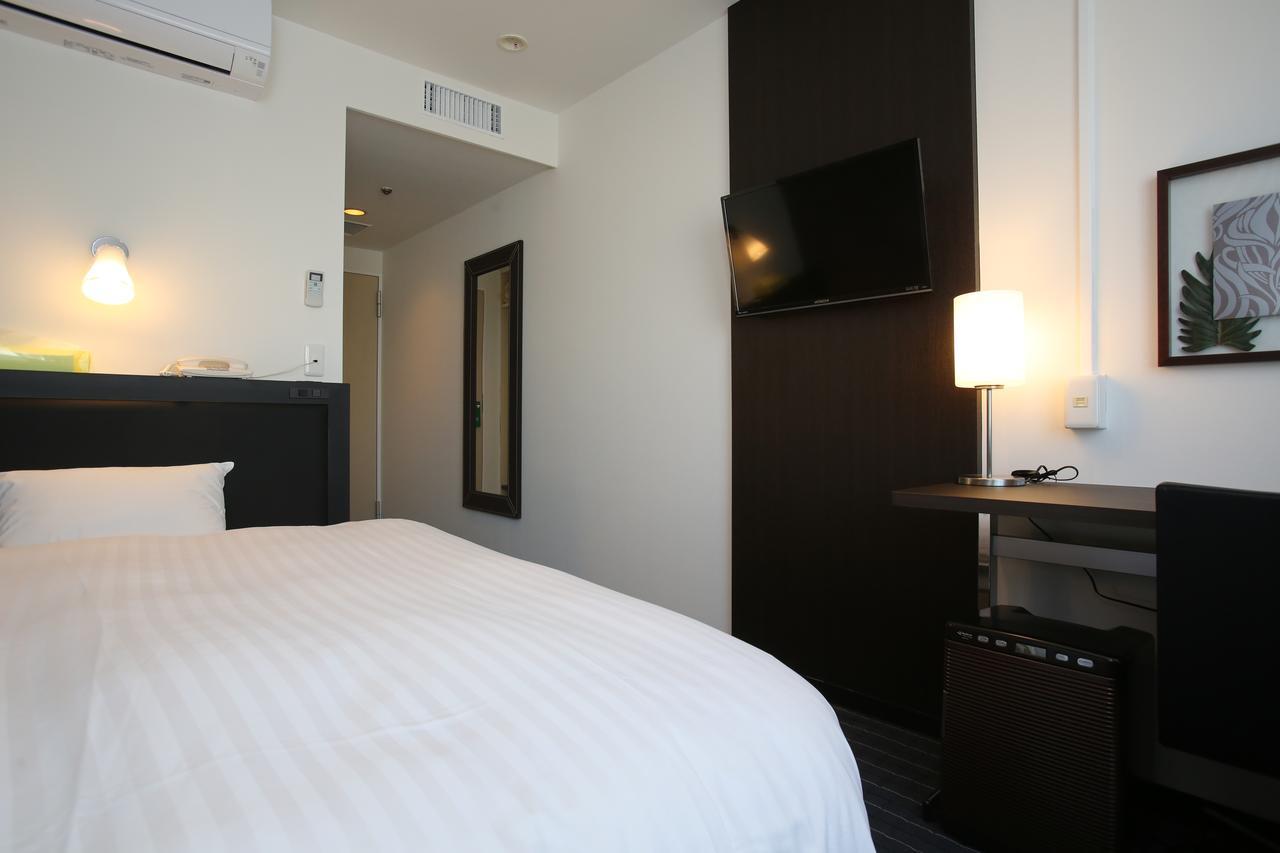 Hotel Crystal Plaza Хитатинака Экстерьер фото