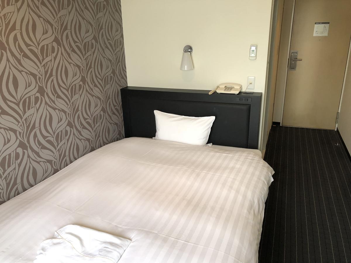 Hotel Crystal Plaza Хитатинака Экстерьер фото